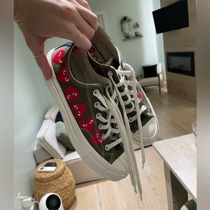 NEW Converse X Play Comme Des Garcons multi heart sneakers olive green lace up